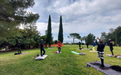 Yoga tra gli alberi monumentali dei Parchi di Nervi – sabato 24 aprile 2021